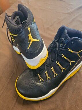 MENS NIKE Air Jordan Prime Flight Black Varsity Maize Size 9.5